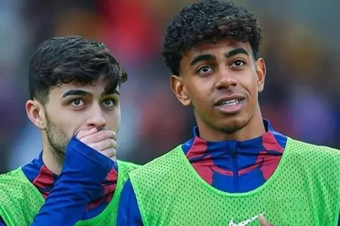 رئيس برشلونة السابق: بيدري أفضل من لامين يامال